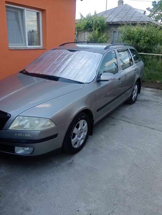 Vând Skoda Octavia 2