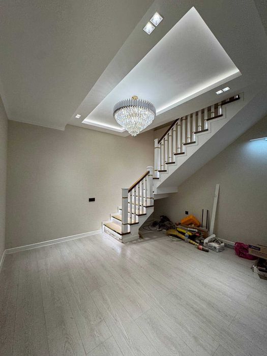 Townhouse (коттедж) на продажу — Ц-5, м. Минор