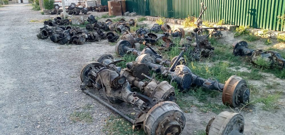 Урал мост передок