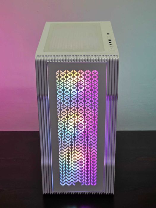 Ryzen 5-5500/RTX 5050 8GB/SSD 512GB/RAM 16GB/Чисто Нов+Гаранция