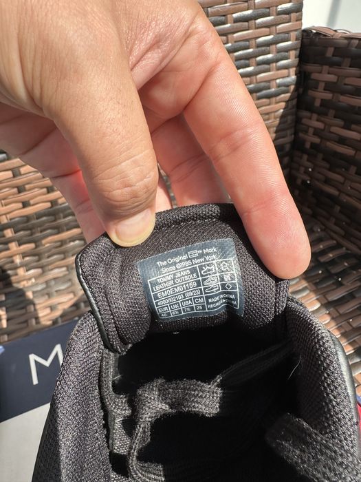 Tommy Hilfiger Номер 40