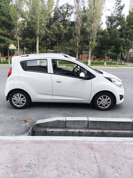 Chevrolet Spark 2022 — 3