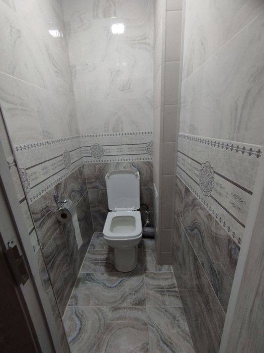 Срочно 2 хонали квартира сотилади. Жойи зур. Кора камиш 2/4 . 2-этаж.