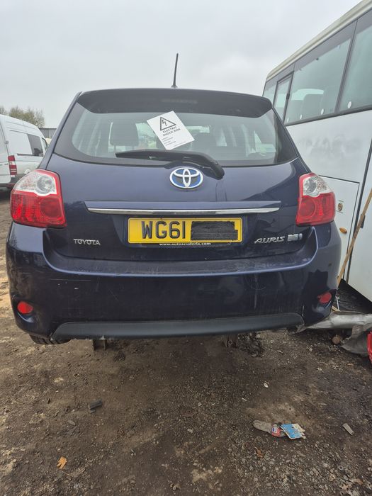 Piese toyota auris 1.8 hybrid an 2012