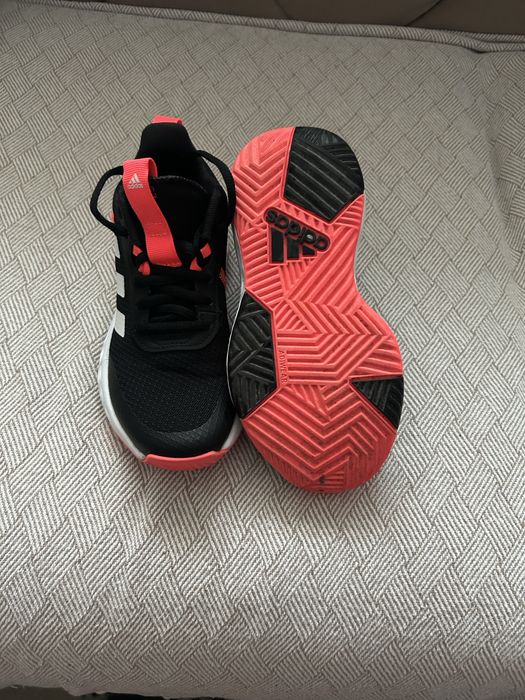 Детски маратонки  носени са само веднъж