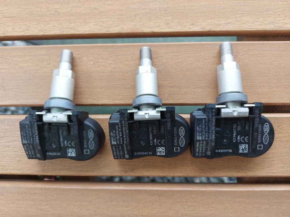 Senzor presiune Hyundai Kia 52933 F2000 Elantra Kona i30  Niro 2V100