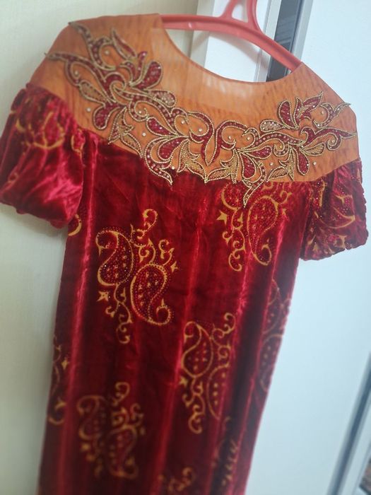 Продаётся платье