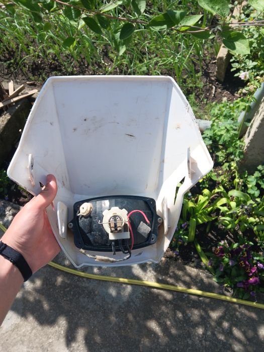 Маска с фар за мотор и заден стоп