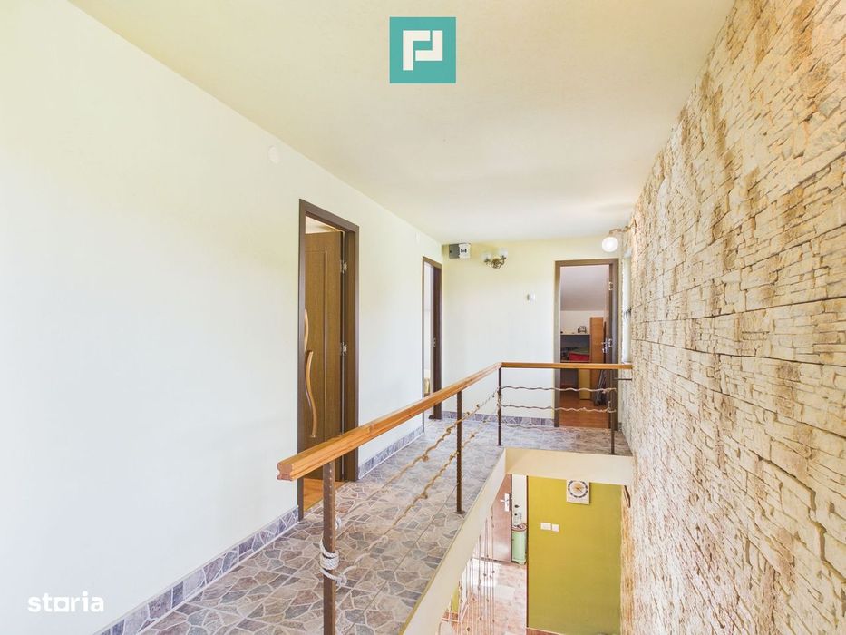 Cabană deosebită cu 4 camere în Căsoaia