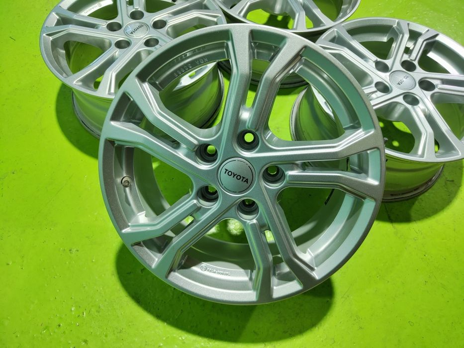 16 5x114.3 Toyota лети джанти 5х114.3 тойота