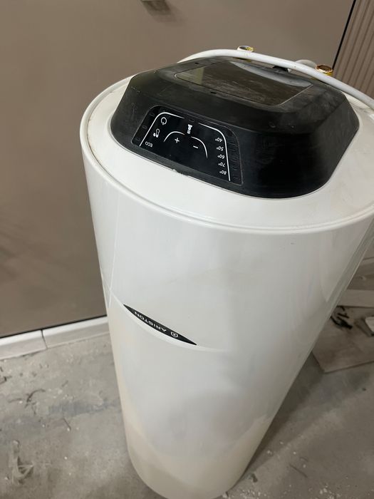 Водонагреватель аристон