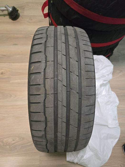 Летни гуми Hankook, Ventus S1 evo 3, 235/45 r18