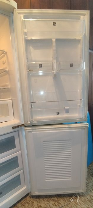 Хладилник с долен фризер SAMSUNG САМСУНГ RL33SBSW (гр.Търговище)