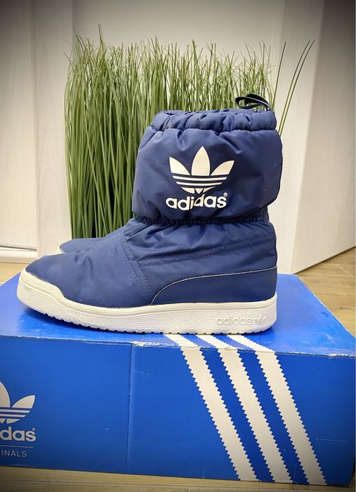 Ботуши”Adidas”-35,5номер