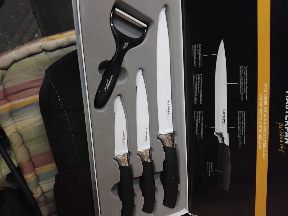 Комплект керамични ножове 2бр за 50