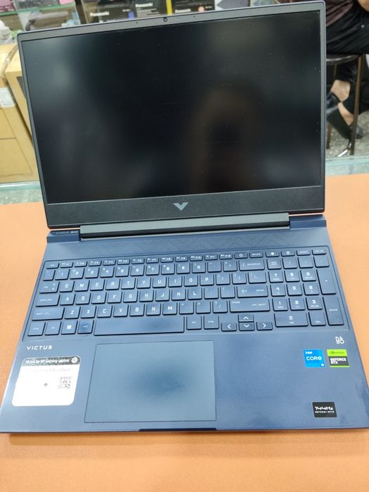 Victus by HP Gaming Laptop 15-fa1093dx