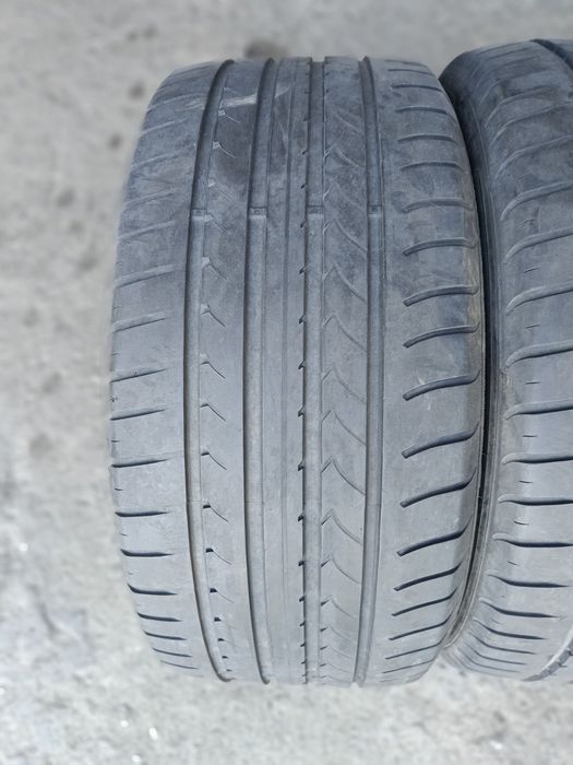 Летни гуми -18цола-255/40-1бр.-60лв."GOOD YEAR"