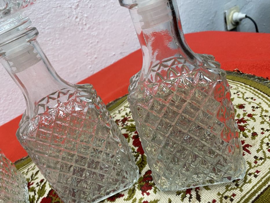 Немски кристал 1950те години бутилки с тапа Германия винтидж