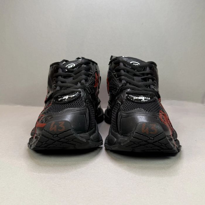 Balenciaga Runner "Graffiti Black Red" - НОВА НАЛИЧНОСТ!