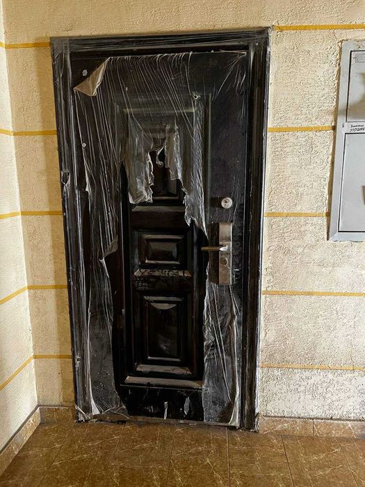 Продается 3х комнатная квартира в новостройке на первом этаже