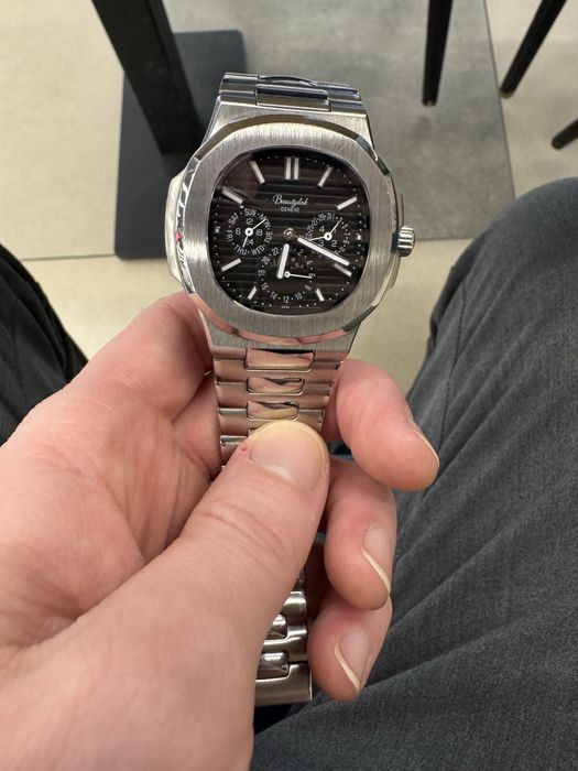 Часы механические