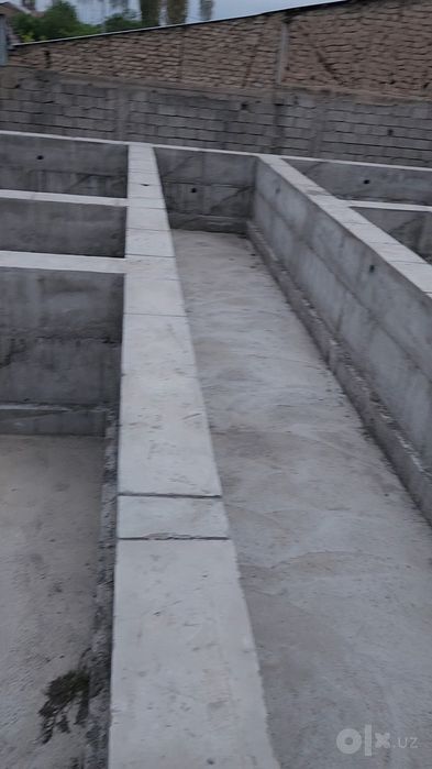 Yer sotiladi tayyor fundament bilan 5 sotix