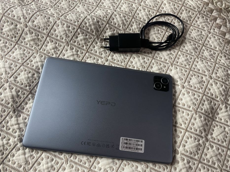 Продам Планшет Yepo.