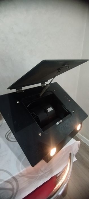 Срочно продаётся Вытяжка Hansa OKP-6522SH