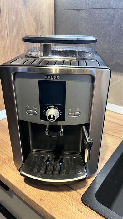 Aparat de kafea krups + cadou pastile de curatare