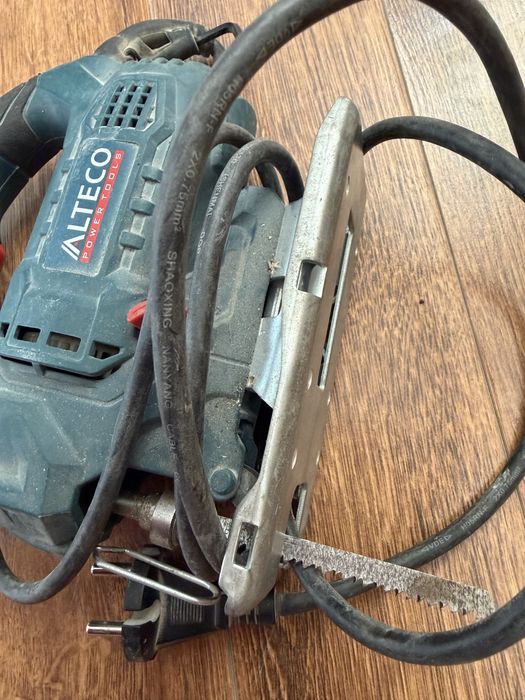 Лобзик для строительства