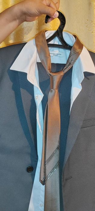 Продам костюм мужской