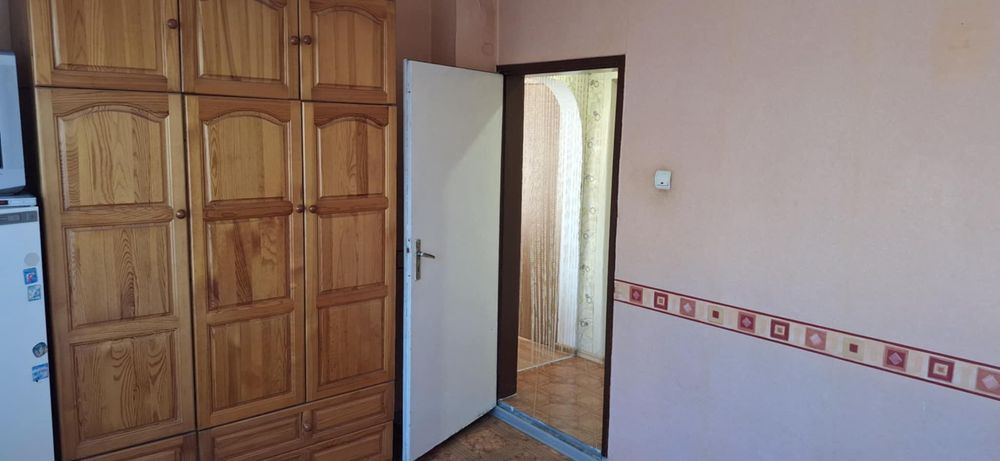 Дава се под наем Етаж от къща в Стара Загора, Аязмото - 65 кв.м за 306 € - Снимка #9