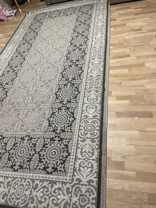 Продам ковер 2*4