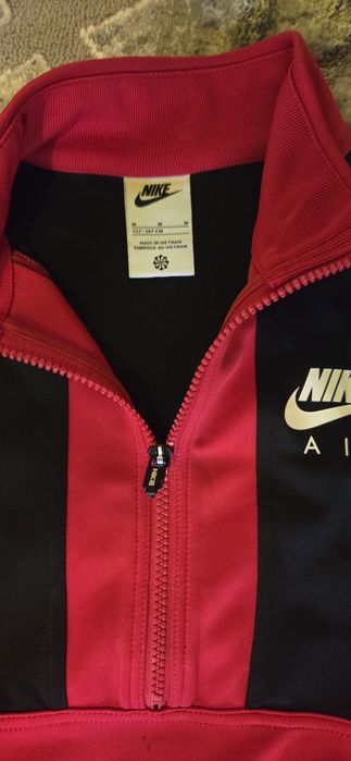 Trening Nike marimea 9-10 ani