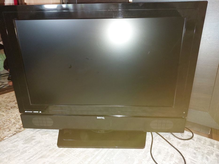 Срочно продам телевизор