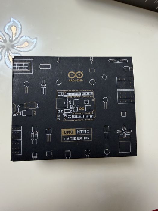 placa de dezvoltare Arduino UNO Mini Limited Edition, noua