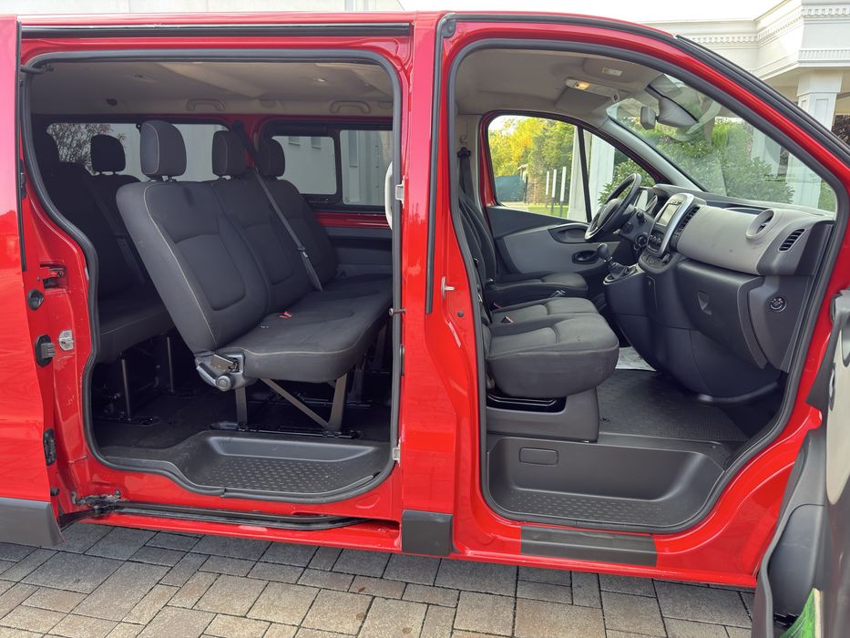 Renault Trafic Passenger 9 locuri – 1.6dCi