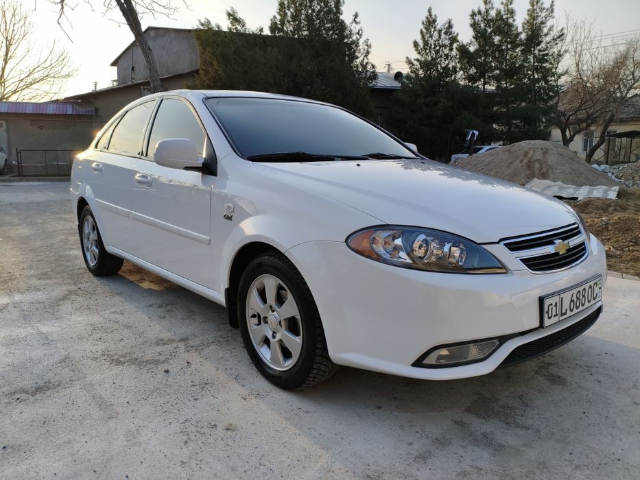 Продам Lacetti 2020 свой. 3 позиции акпп