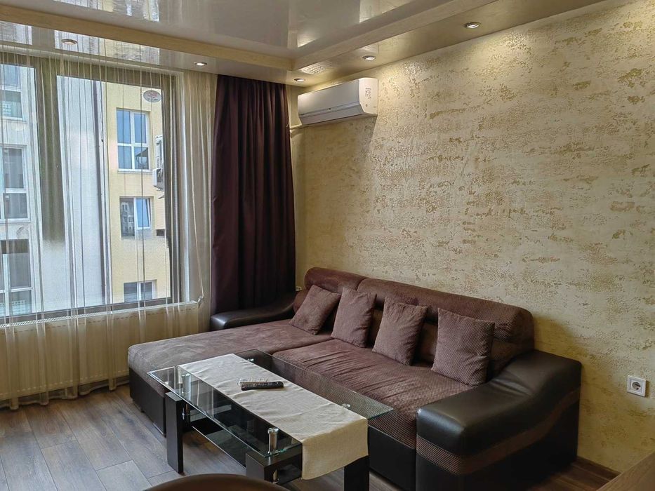 Дава се под наем Двустаен апартамент в София, Люлин - център - 60 кв.м за 500 € - Снимка #1