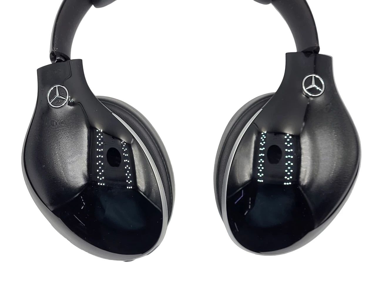 Оригинални слушалки Mercedes безжични bluetooth слушалки Мерцедес гр ...