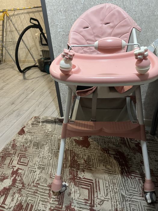Продам стульчик для кормления