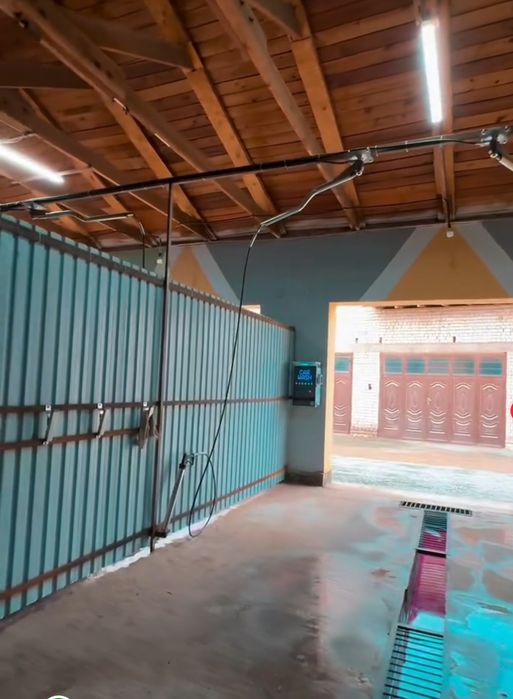 Qoʻshkoʻpir tumani markazida Moʻyka sotiladi.