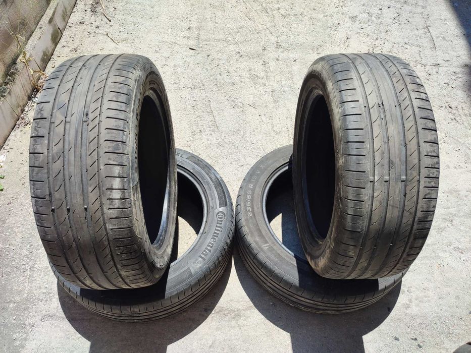 2 бр. 235/55/19 V XL Летни гуми Continental
