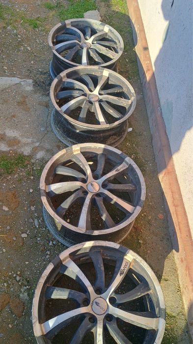 Jante aliaj, în state bună.