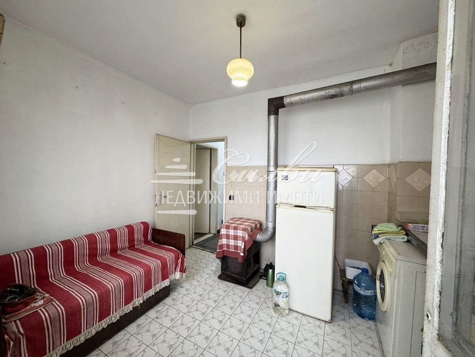 Тристаен апартамент на предпочитан ЧЕТВЪРТИ ЕТАЖ – кв. Пети полк