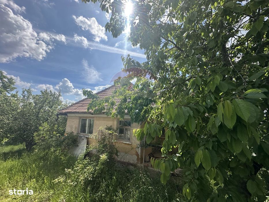 Teren cu casa de vânzare in Feleacu! 2000 MP.