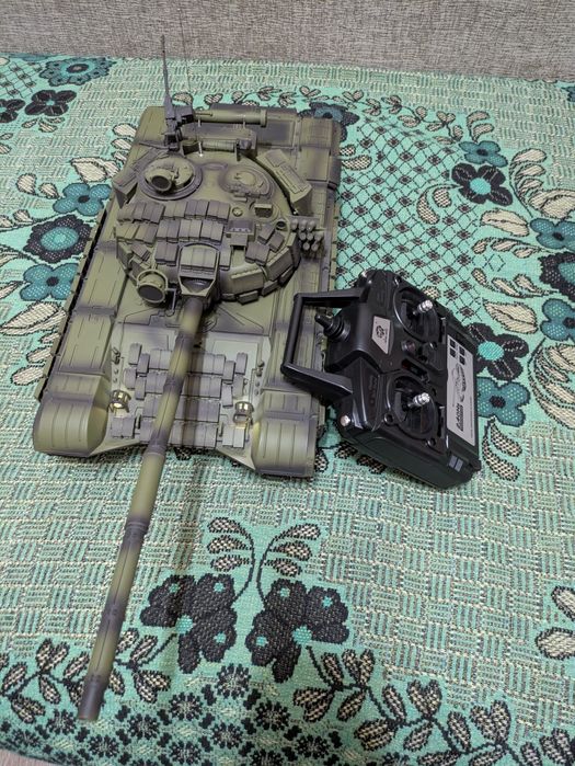 Танк на пульте управления