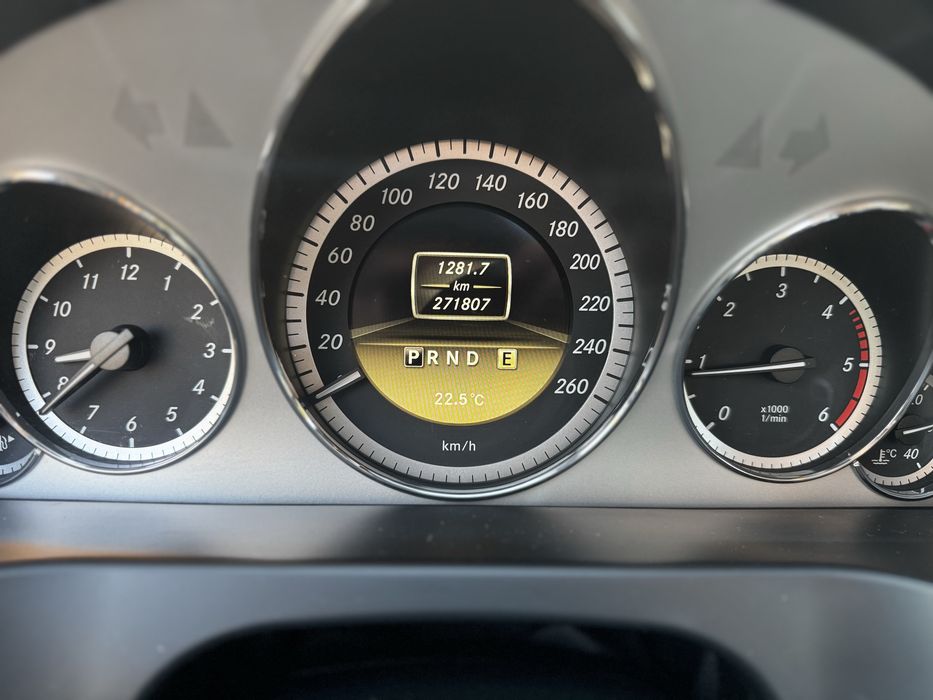 Mercedes-Benz E250 CDI DPF BlueEFFICIENCY automatic 7G tronic