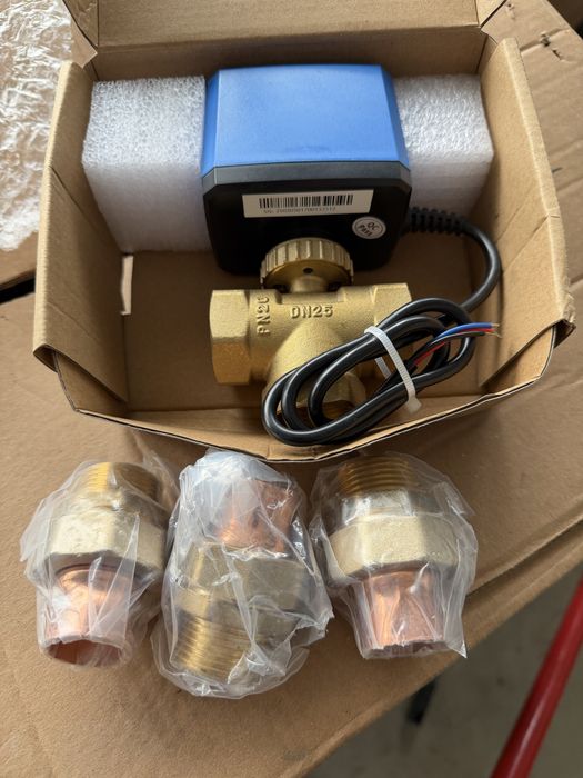 Трипътен вентил Danfoss