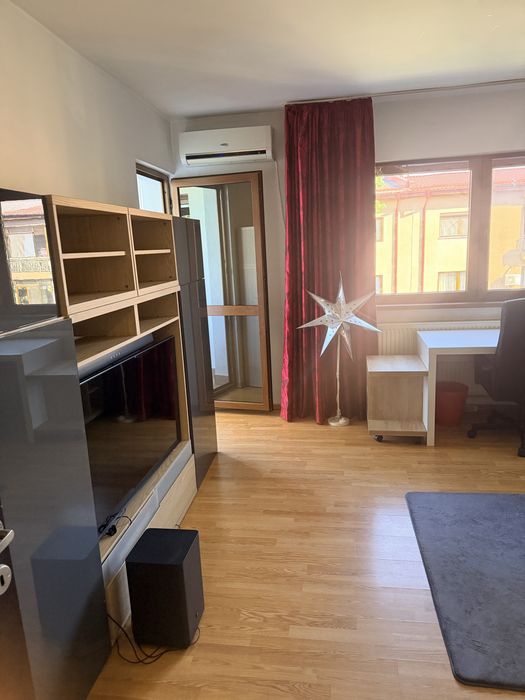 Apartament 2 camere de inchiriat 60mp, bloc cu centrala proprie si iesire in parcul Plumbuita, in Colentina, cu loc parcare